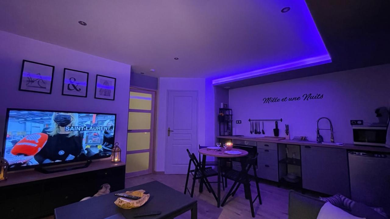 Mille Et Une Nuit, Appartement Classe 3 Etoiles En Rdc Avec Exterieur Et Parking Dole Exterior foto