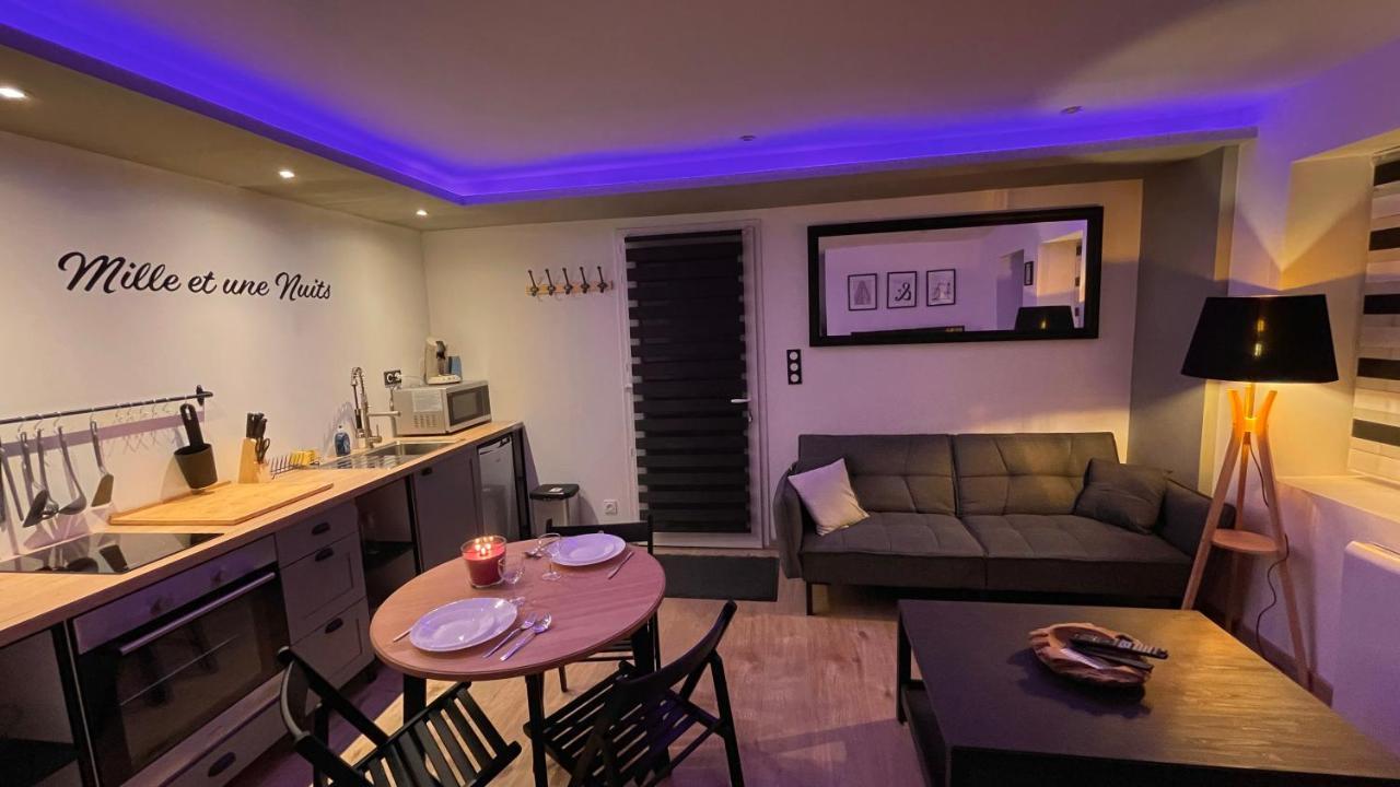 Mille Et Une Nuit, Appartement Classe 3 Etoiles En Rdc Avec Exterieur Et Parking Dole Exterior foto